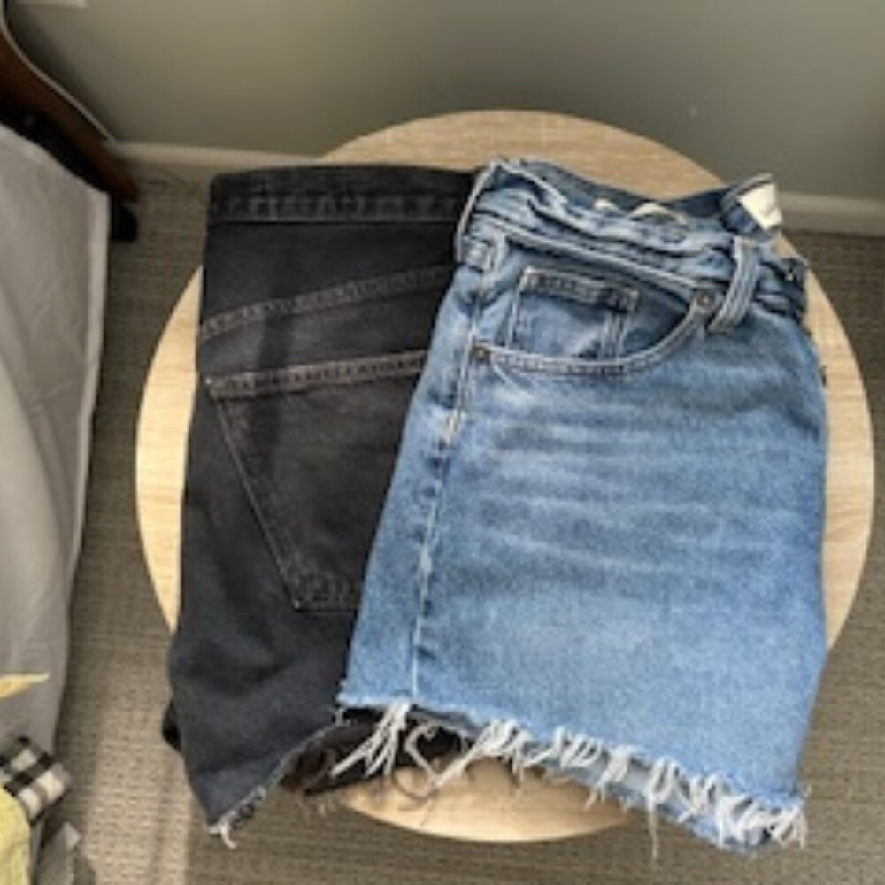 2 Pairs Women's Mid-Rise 90's Baggy Jean Shorts - Universal Thread